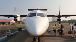 Island Aviation (Flug Q2-401) - Bombardier Dash DHC-8-Q300 - 8Q-IAO