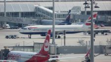 Airbus A320-??? - Aeroflot & Airbus A320-232 - British Airways - G-EUUU & Boeing 737-76J - airberlin - D-ABLB