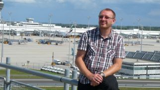 Harry mit Emirates - Airbus A380-800 - A6-EDQ