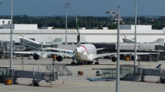 Emirates - Airbus A380-800 - A6-EDQ beim "pushback"