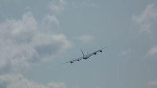 Emirates - Airbus A380-800 - A6-EDQ beim "takeoff"